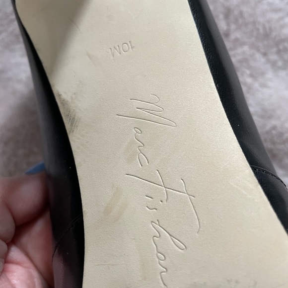 Black Marc Fisher heels - Picture 8 of 8